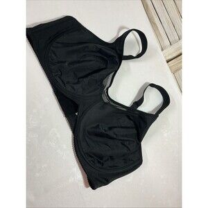 She Curve Bra  42F Black Color In New Condition With Out Tags